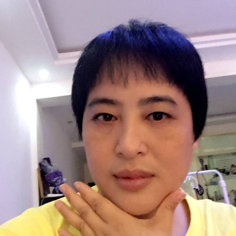 秋天的落叶的照片