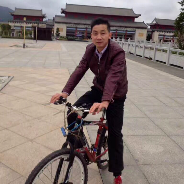 先卓后越的照片