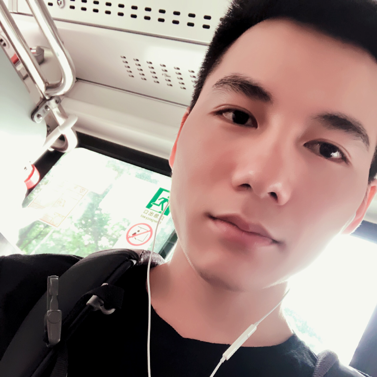 生动迎丝袜的照片