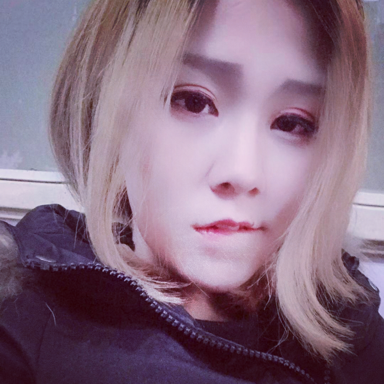 碧蓝多么黑米的照片