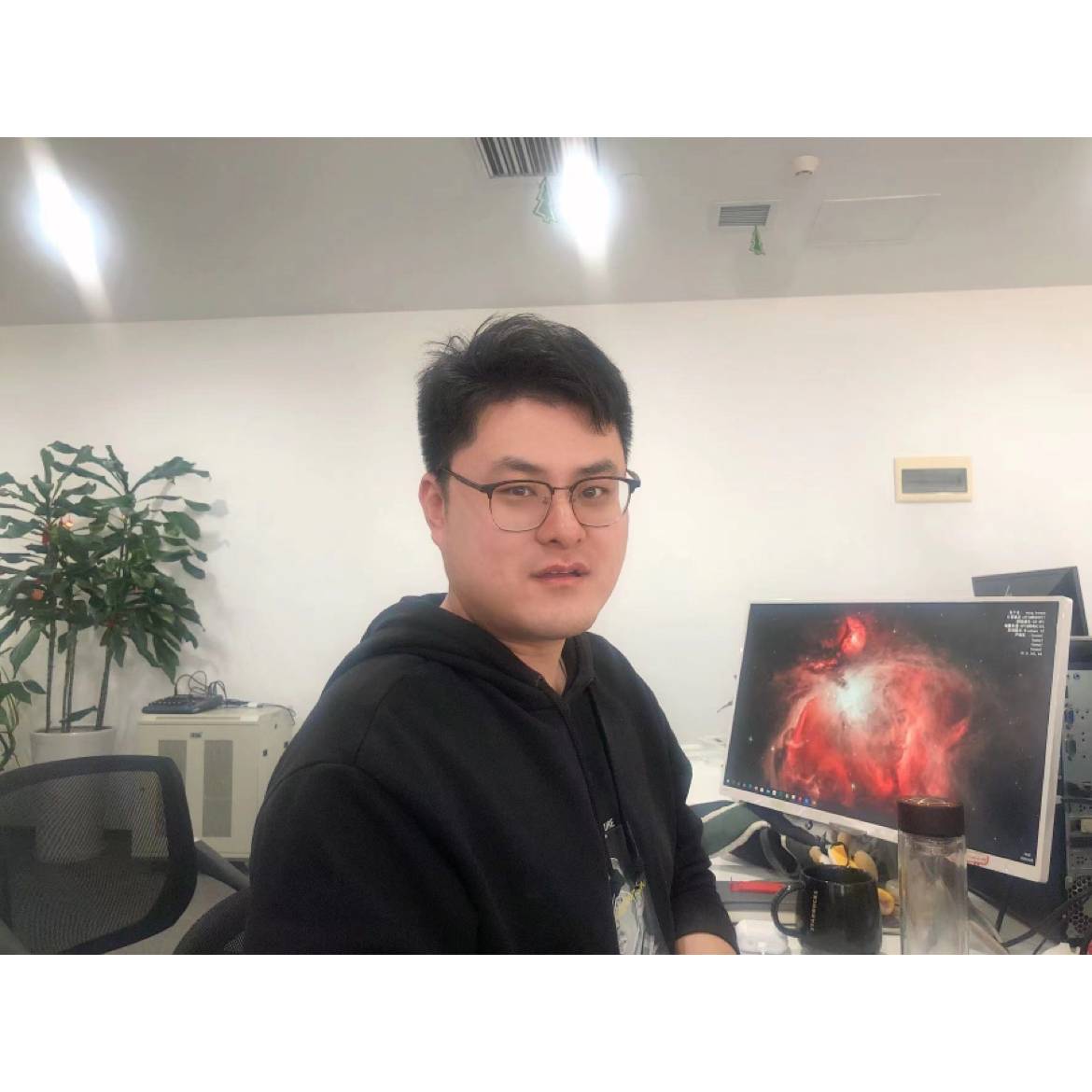 大门回首温柔的照片
