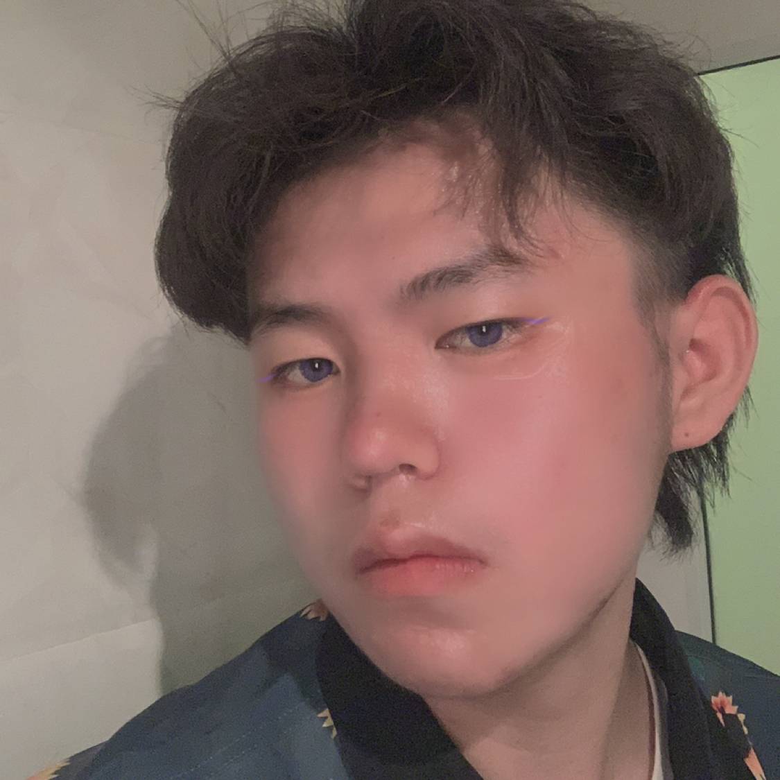 繁荣笑枕头的照片