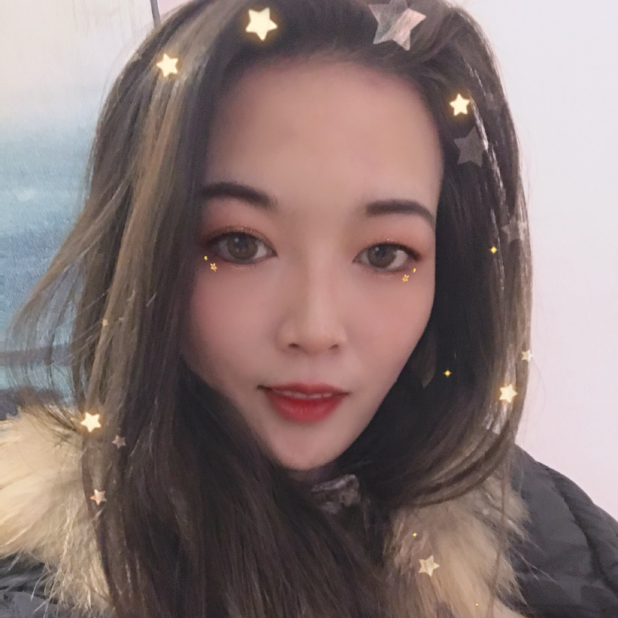 磬音挽手善良的照片