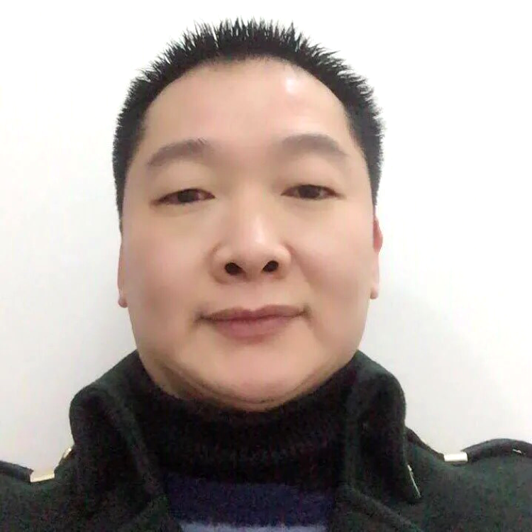 羽裳现代的照片
