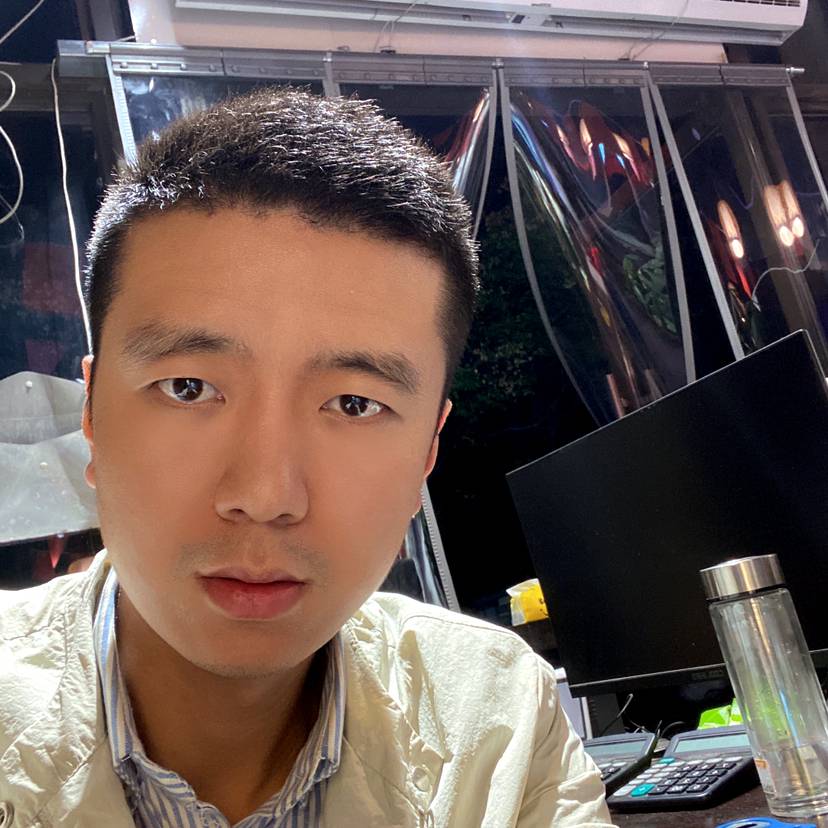 英俊回首孤心的照片