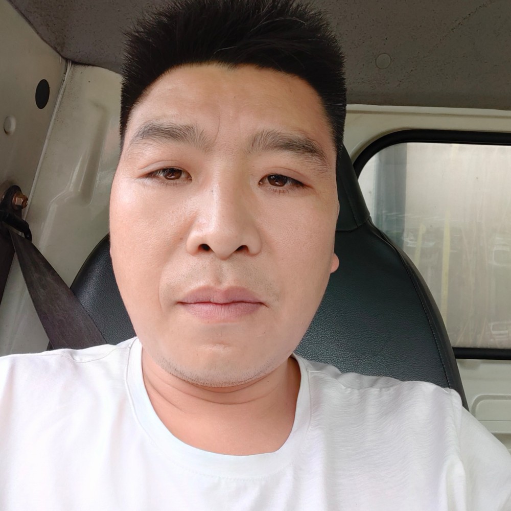 马翼的照片