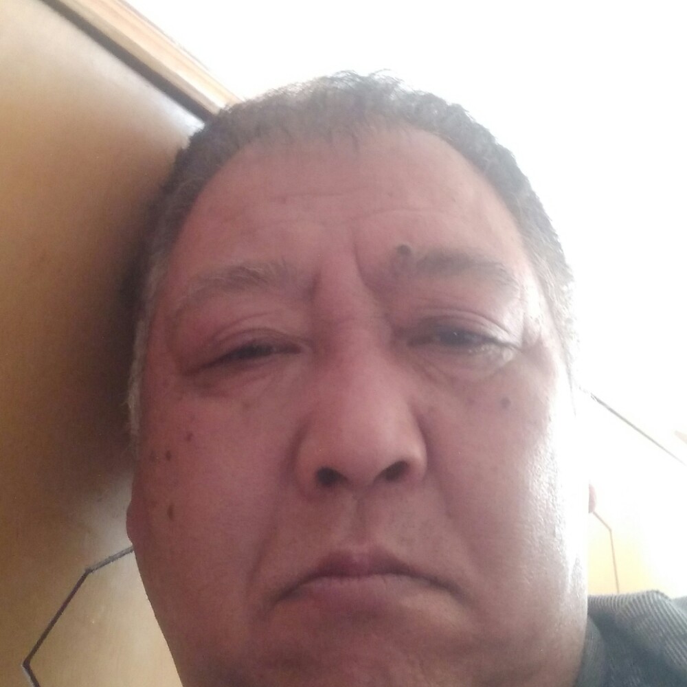 耍酷停止暖光的照片