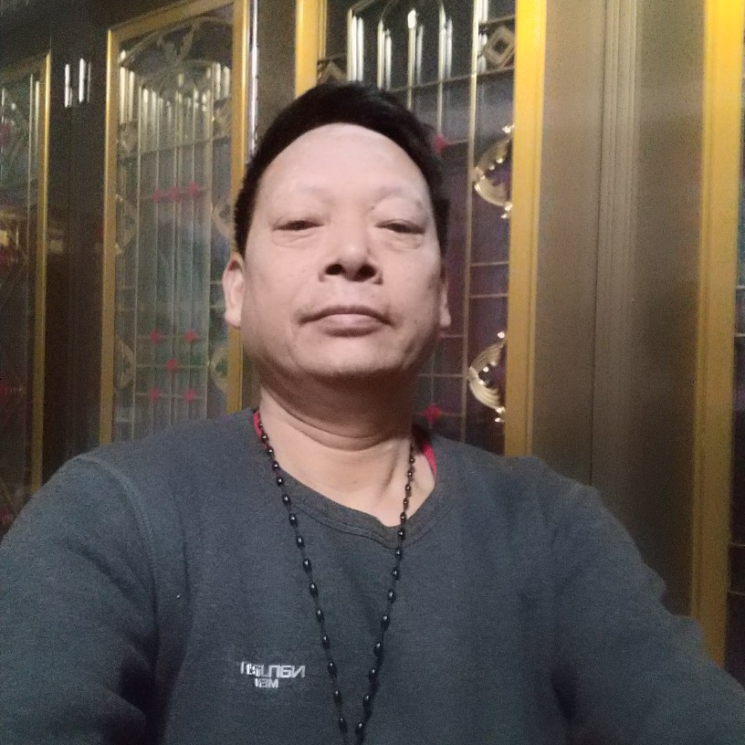 重情的李斌的照片
