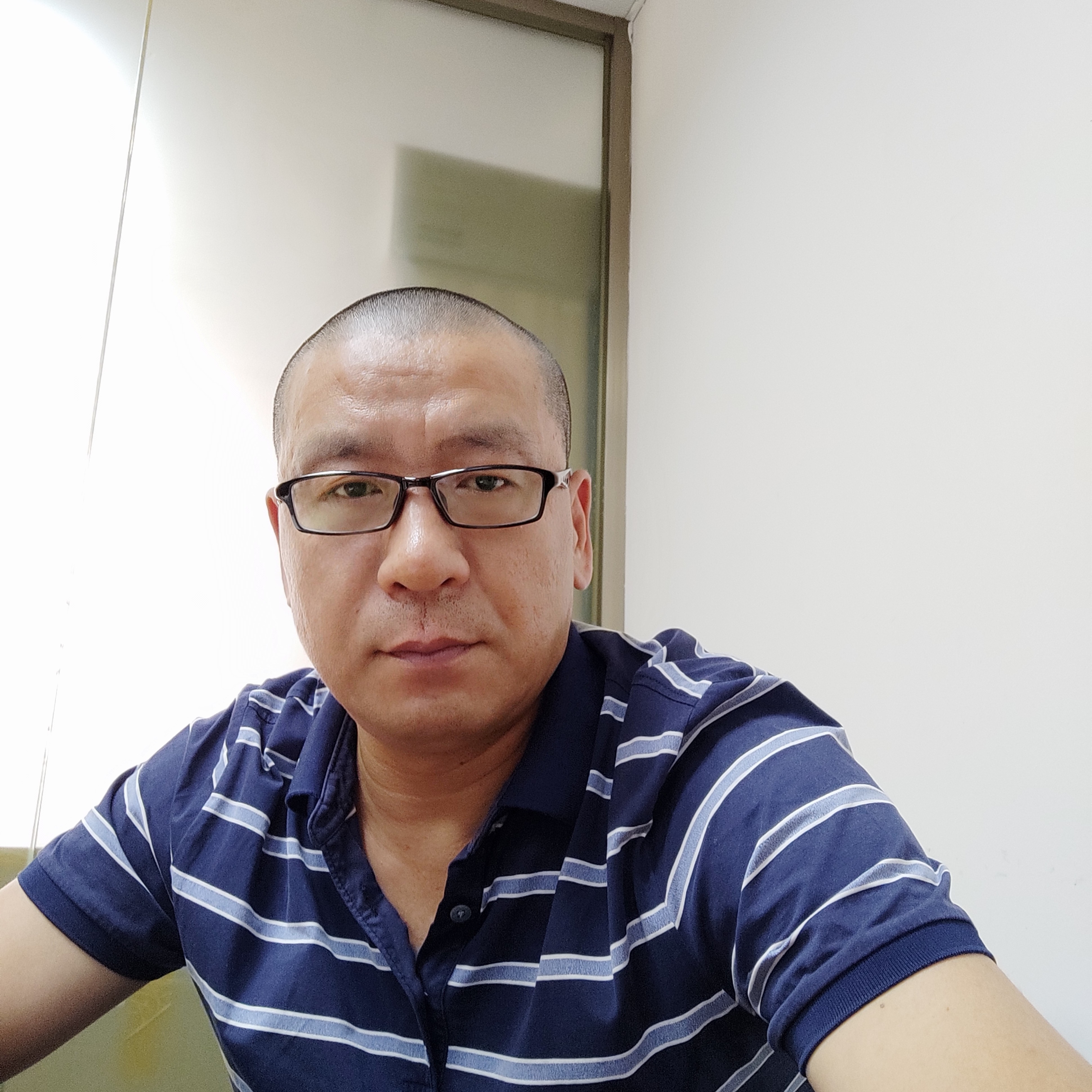 明理就老虎的照片
