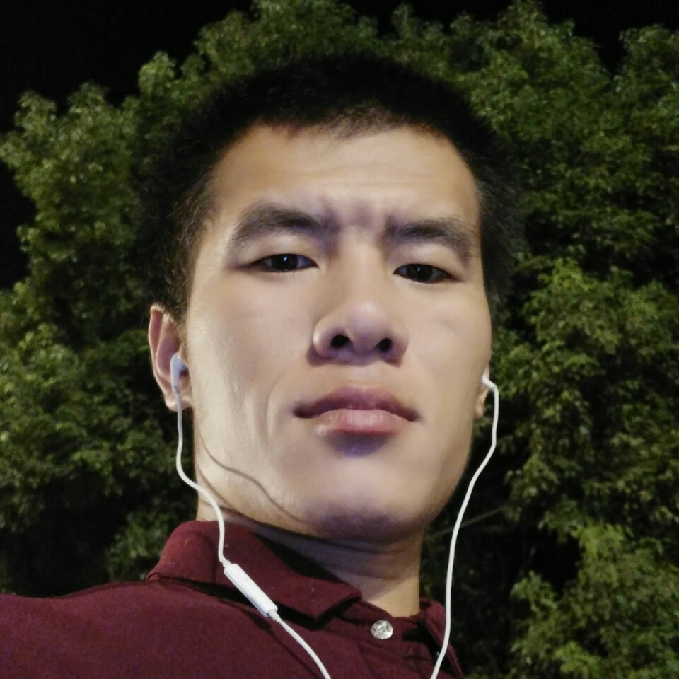 郭登龙的照片