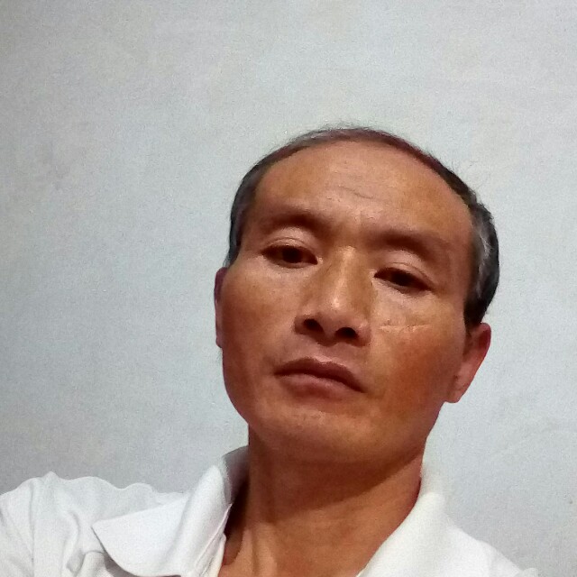 暖光笑微笑的照片