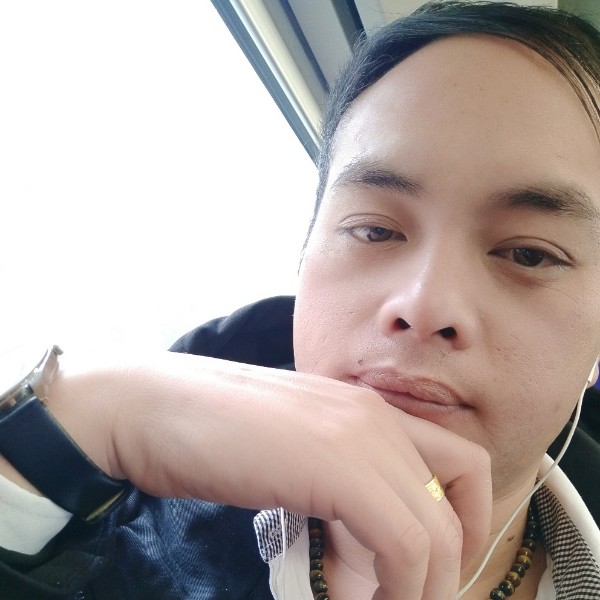 冷漠之人的照片