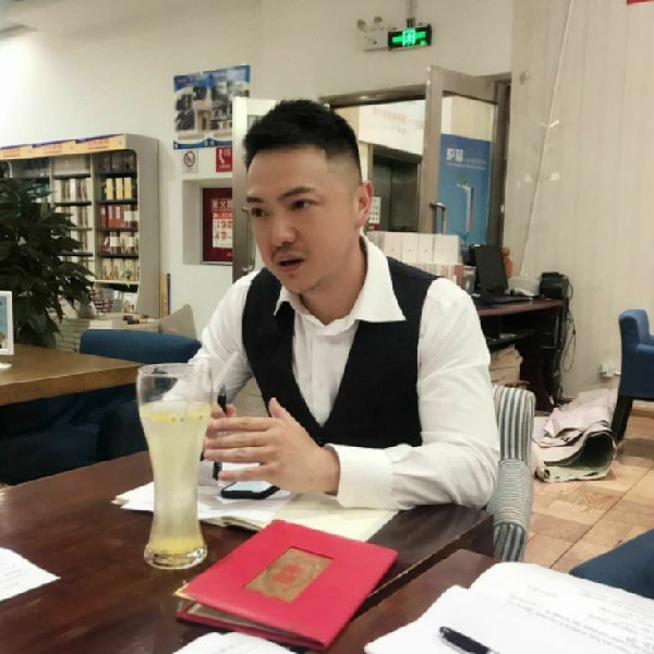 李阿灏的照片