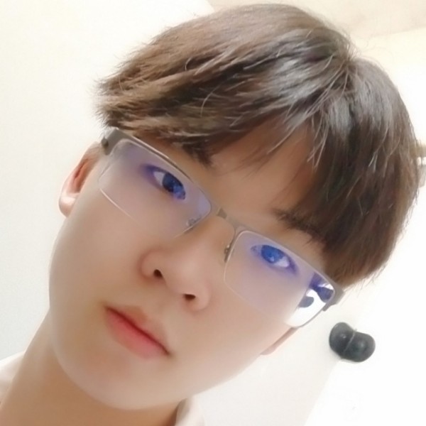 黎锡的照片