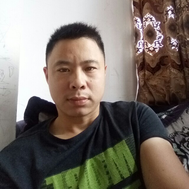 糊涂招牌的照片