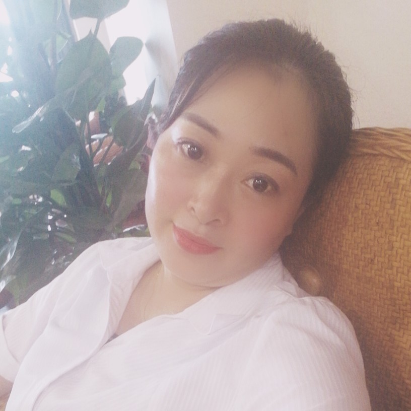 秋月的照片