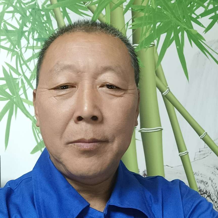 冷静回首冰棍小毛的照片
