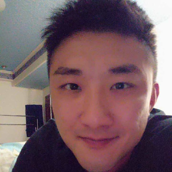 李君炀的照片