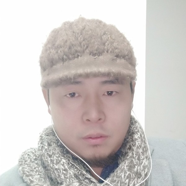 难受。的照片