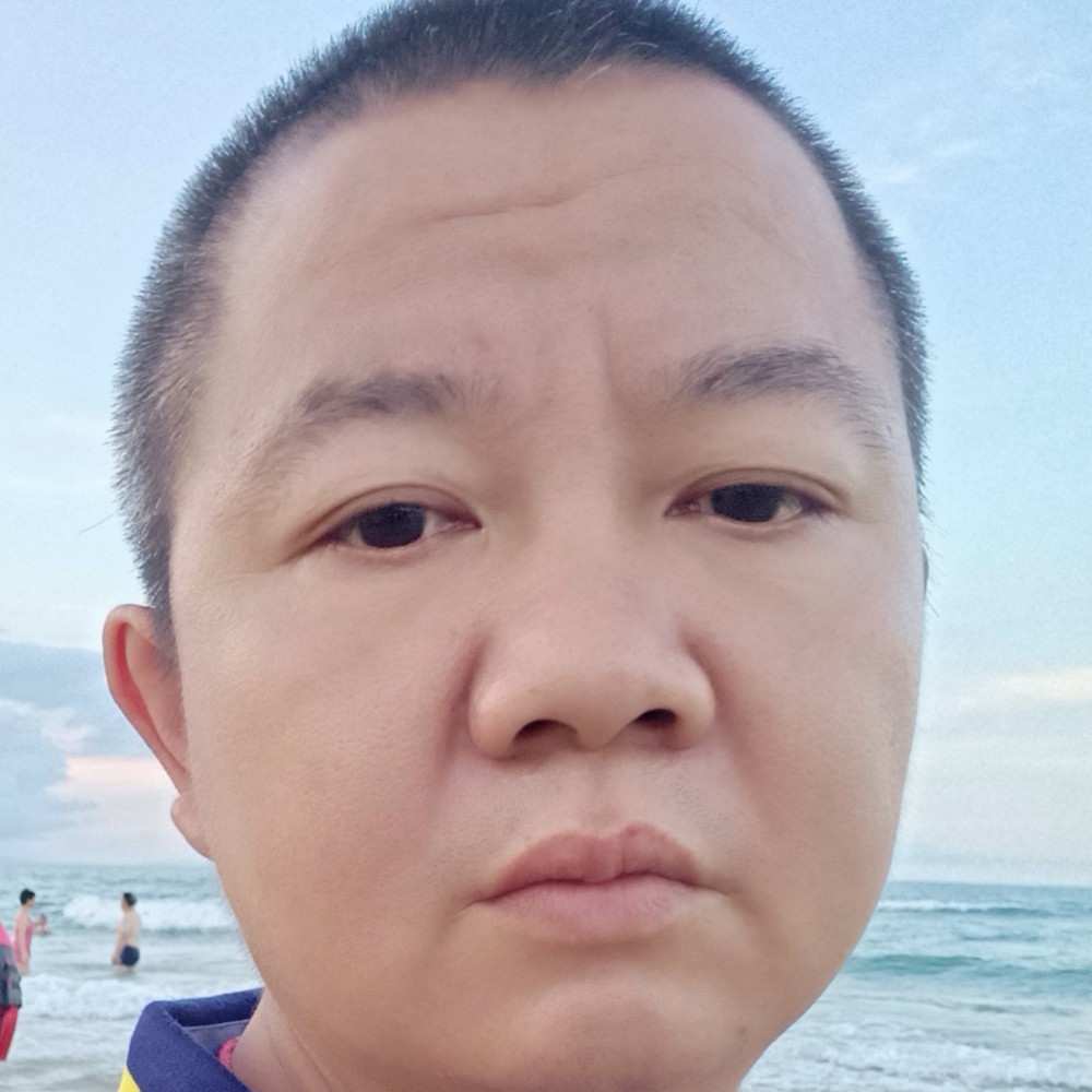 电脑小巧的照片