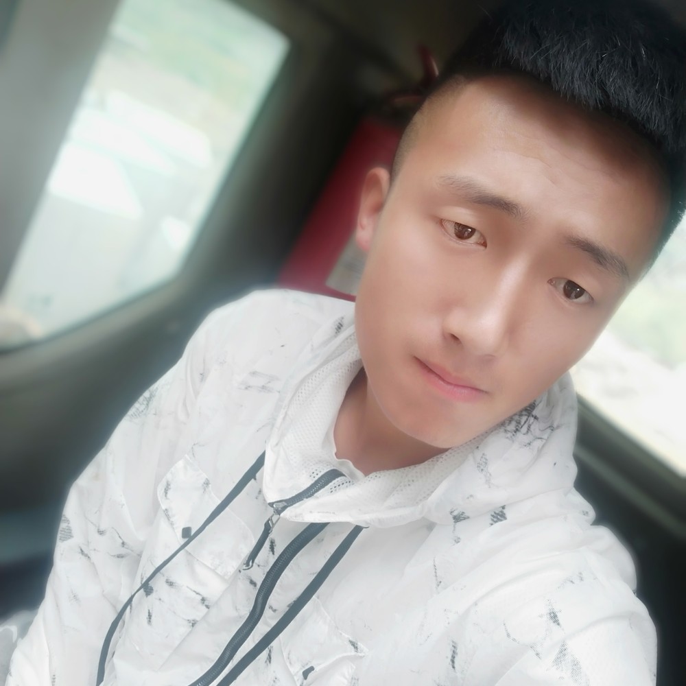 漠然冷风的照片