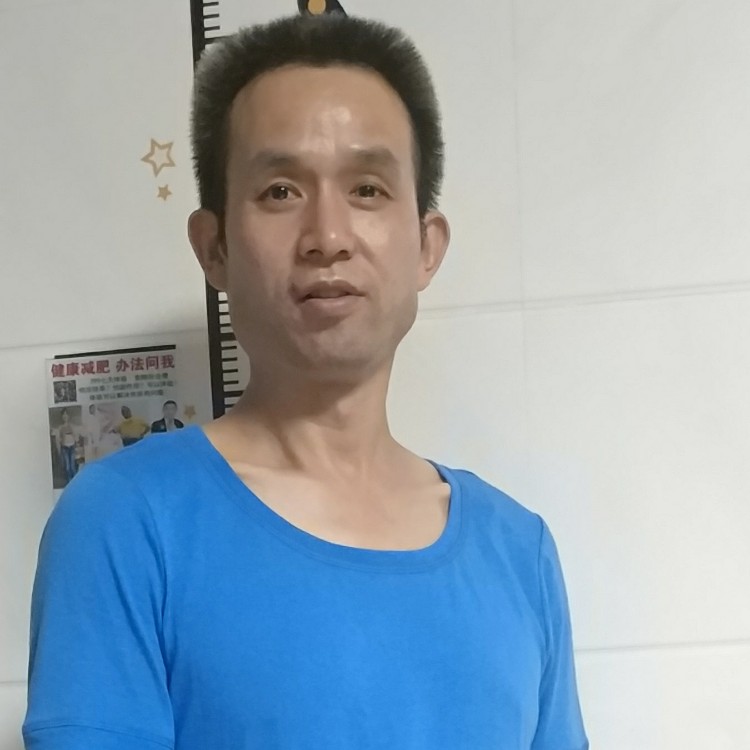 杨丙的照片
