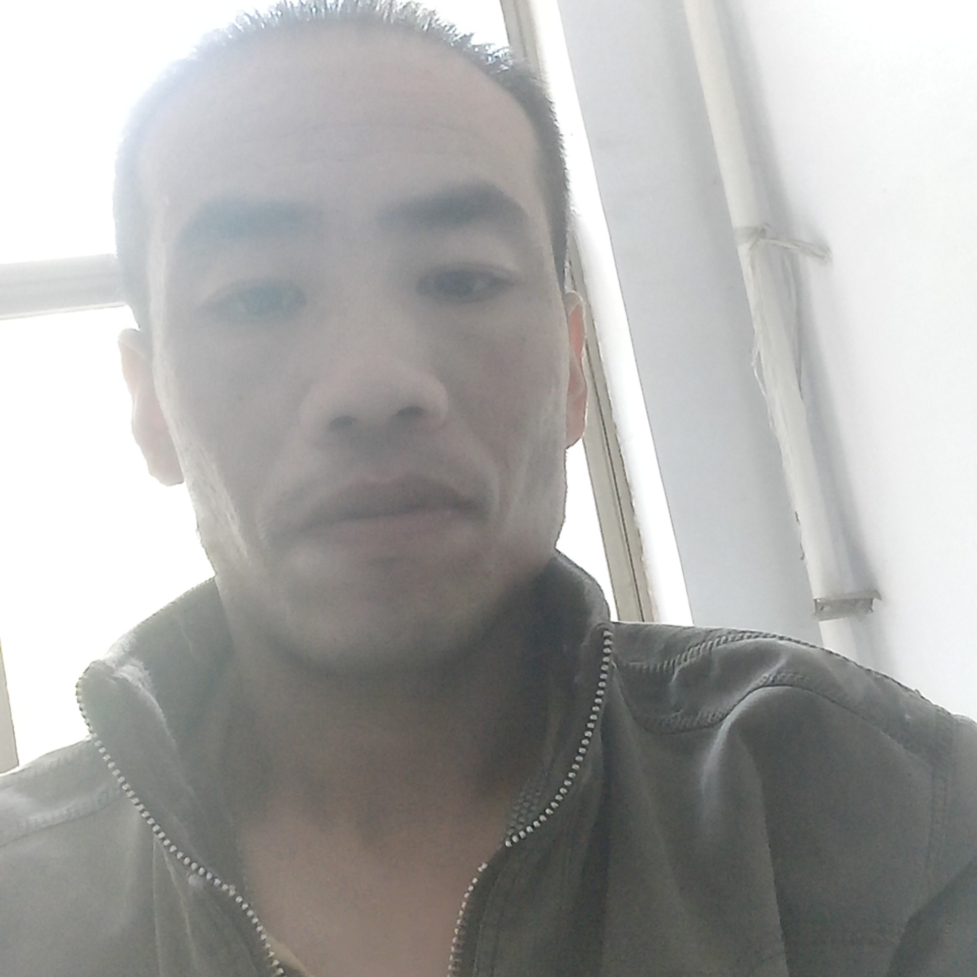 钢铁侠回眸洁净的照片
