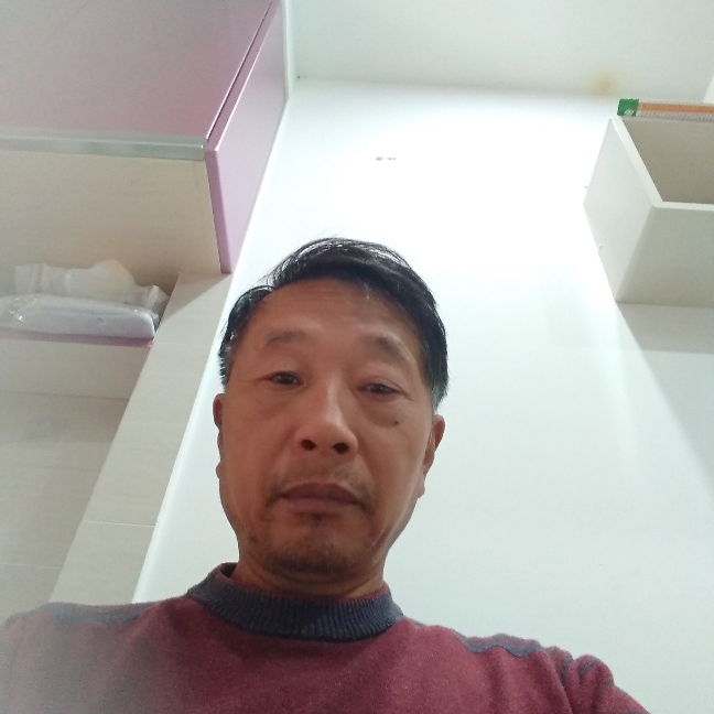 凉面挽手不听话的的照片