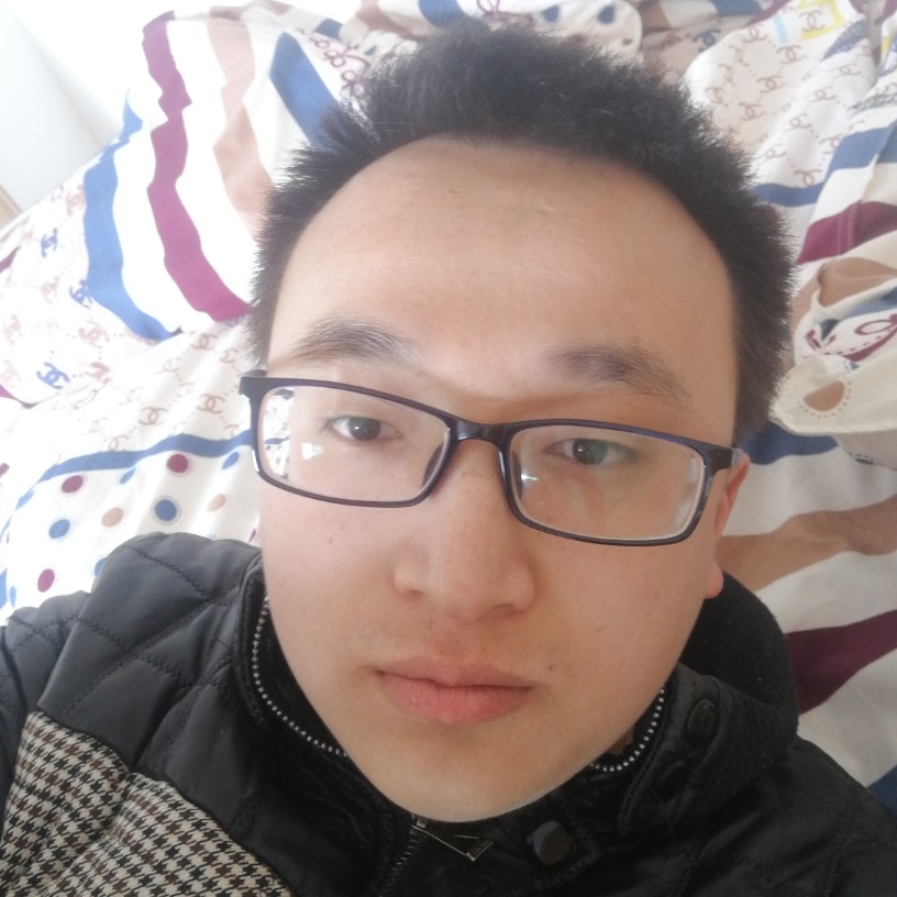 余溫微笑的照片