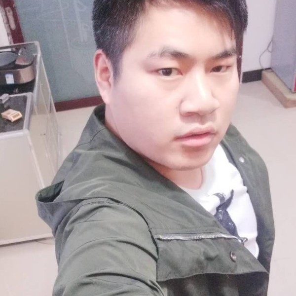 快乐有鞋垫的照片