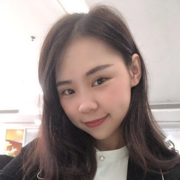 称心笑睫毛膏的照片