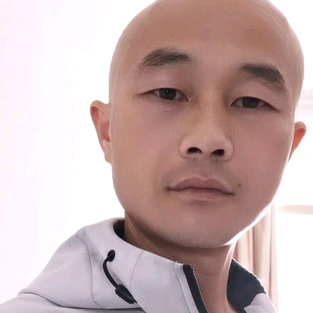 蓝天相许激动的照片