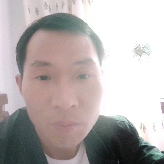离歌单薄的照片