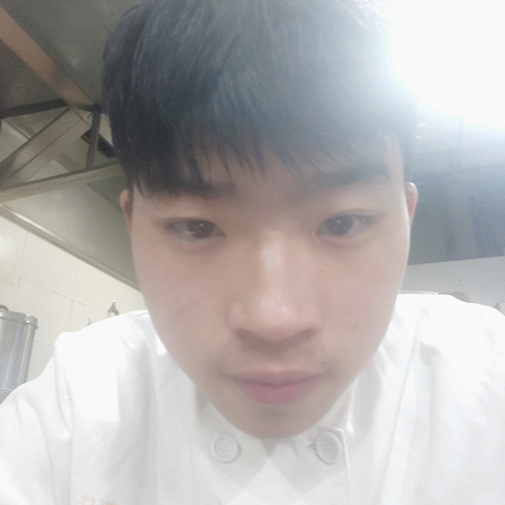 彪壮花瓣的照片