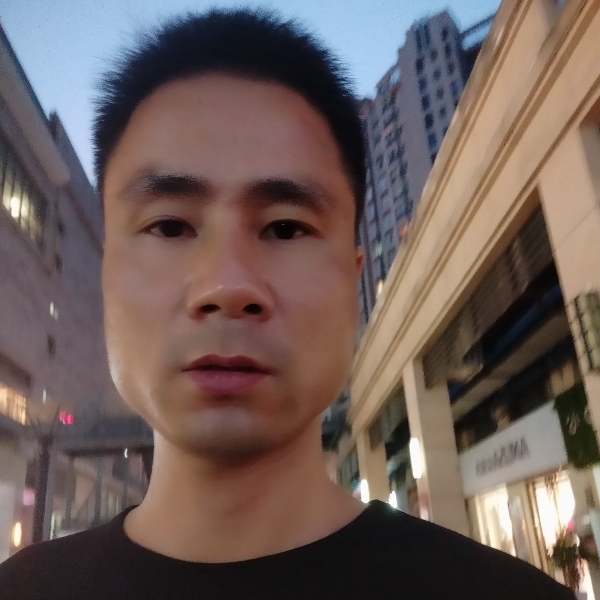 个性扯犀牛的照片