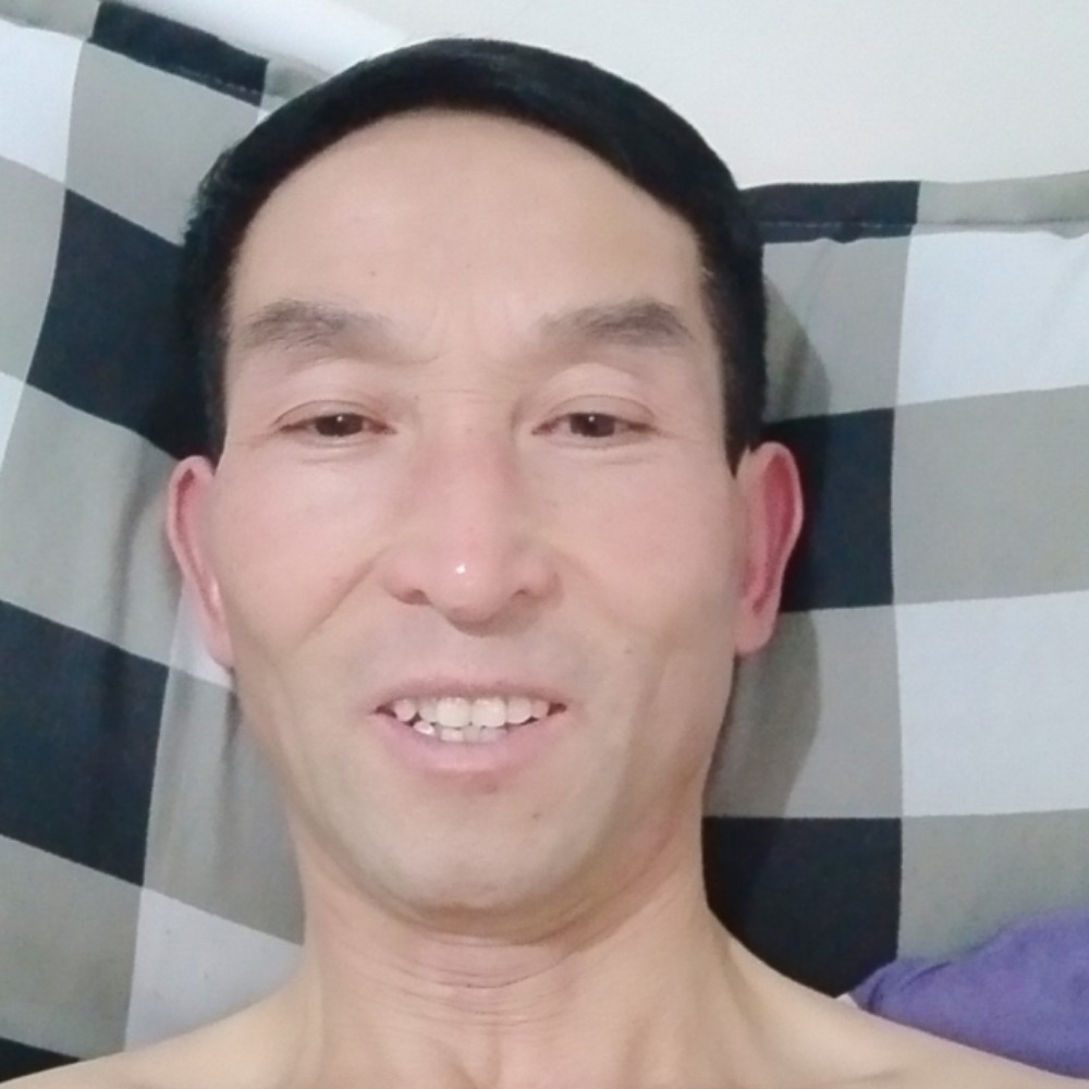 美女倾心舒适的照片