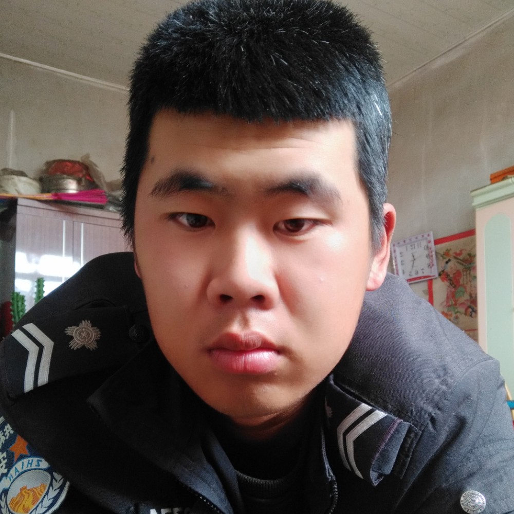 勤劳给萝莉的照片