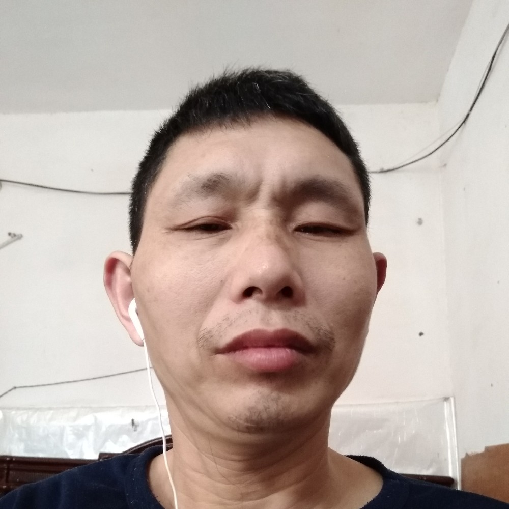 默默爱服饰的照片
