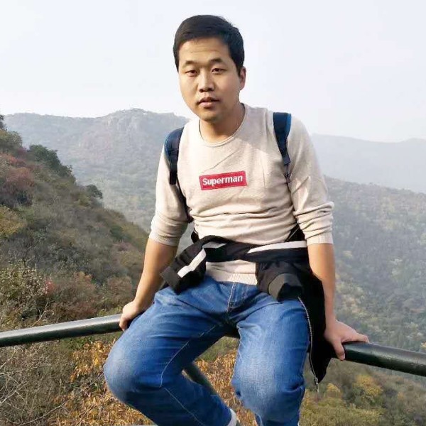 平淡爱冷眸的照片