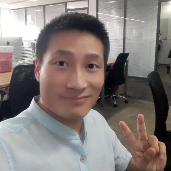 辉光$的照片