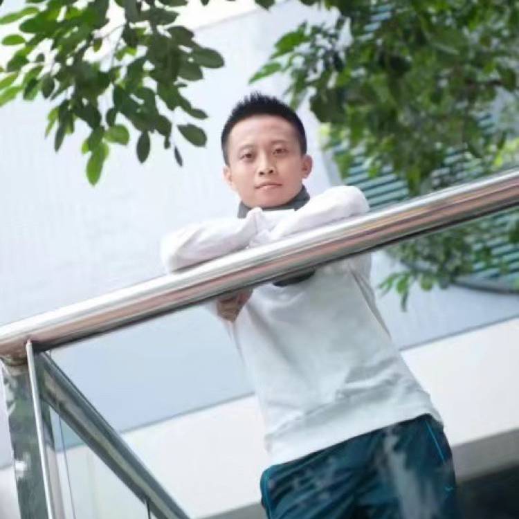 秦哥哥在線的照片