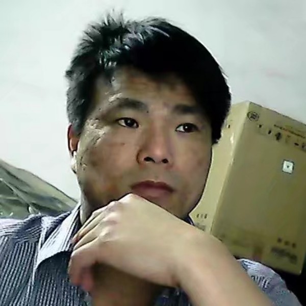碧海蓝天下的照片