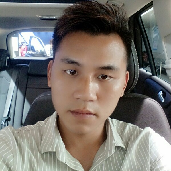 习惯了微笑的照片