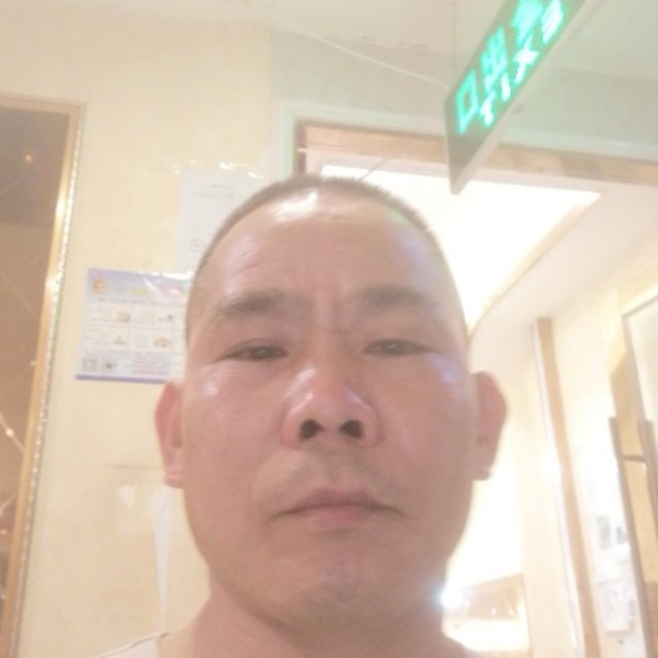 镜子方听话的照片