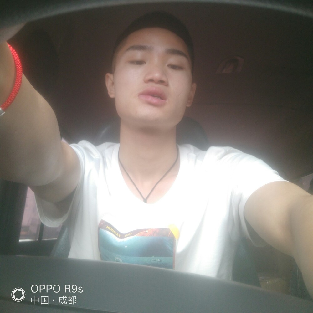 没脾气暖男的照片