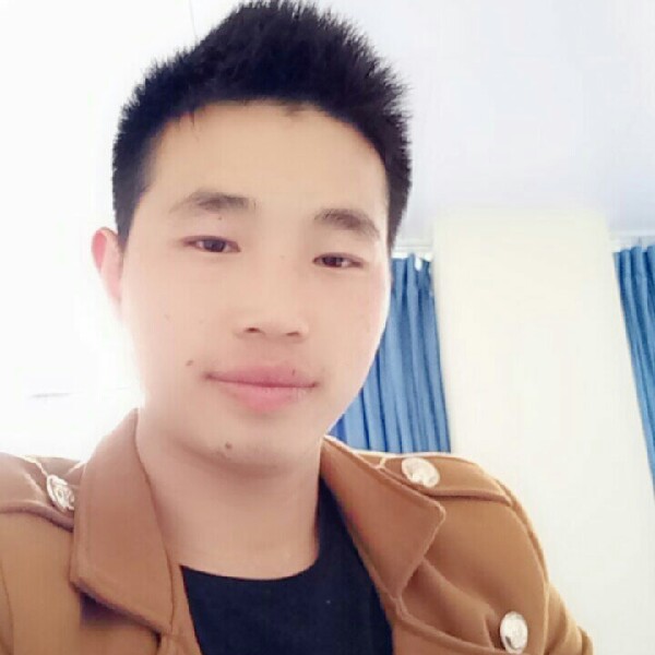 单亲爸爸吴的照片