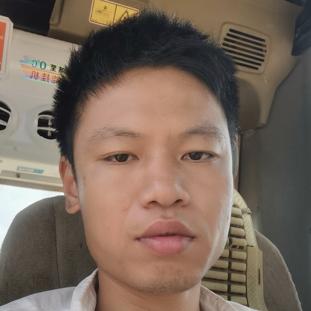 身影爱恋细心的照片