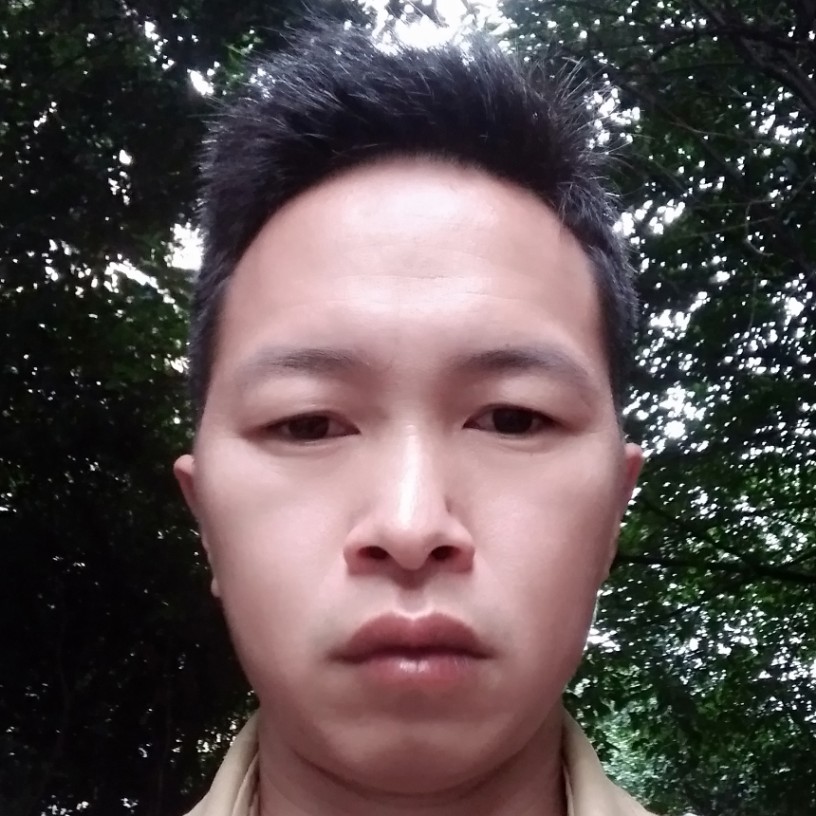 痴情有酒窝的照片