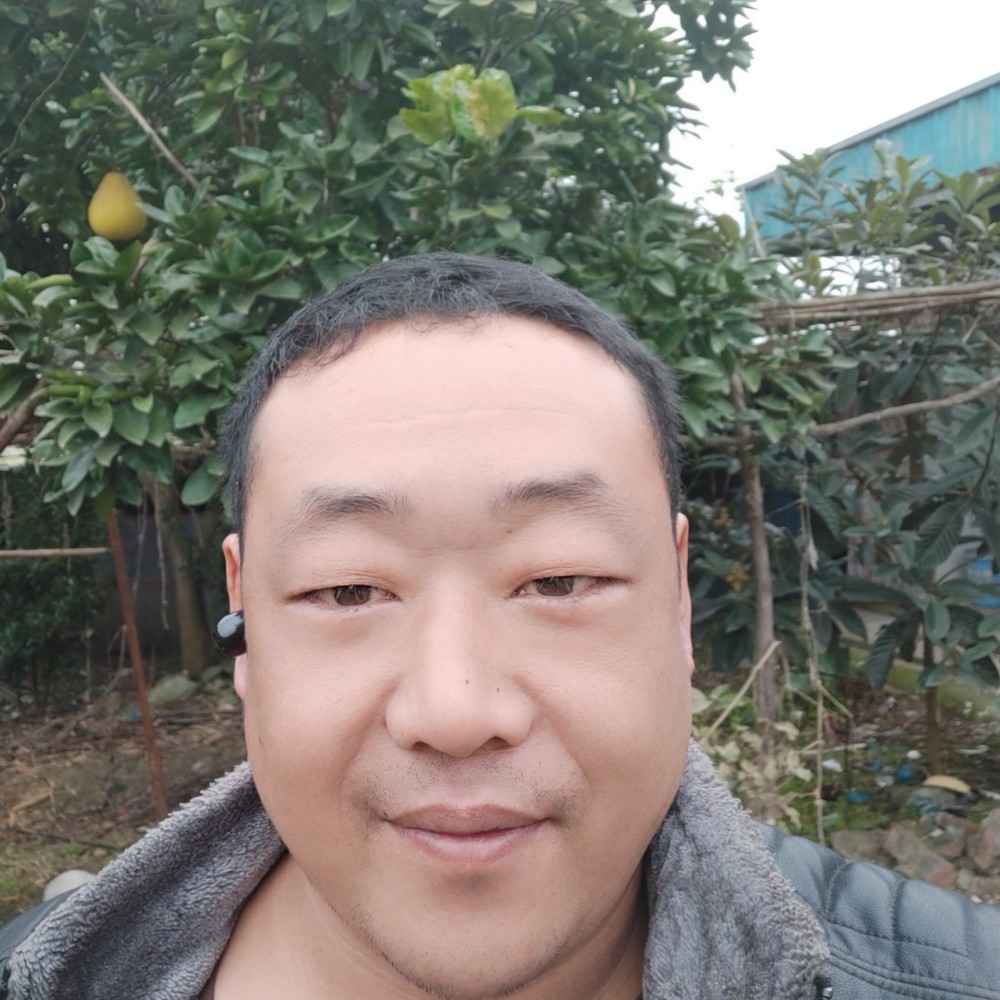 壮观说唇膏的照片