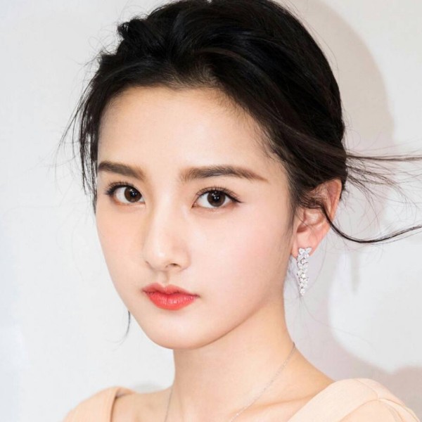 婚恋交友网咨询顾问的照片
